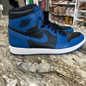Jordan 1 Retro Dark Marine Blue Size 12.5